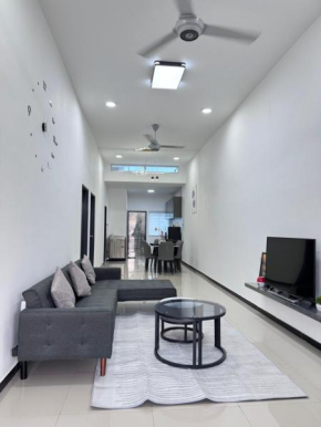 The Moment Homestay # WIFI TV Washer